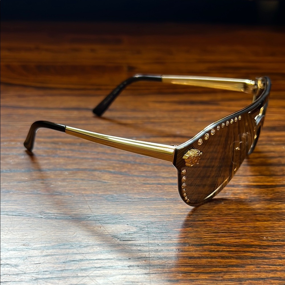Versace Gold Aviator Sunglasses with Double Bridge - Picture 7 of 11